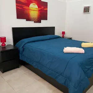 La Maison Di Angela Aeroporto di Catania Fontana Rossa