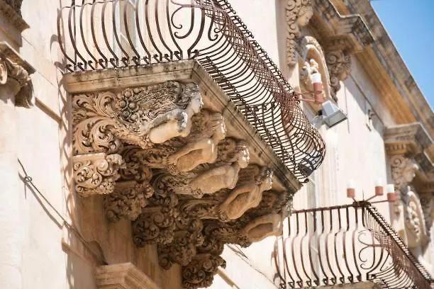B&B Domus Pina Catania 0*,  Italia