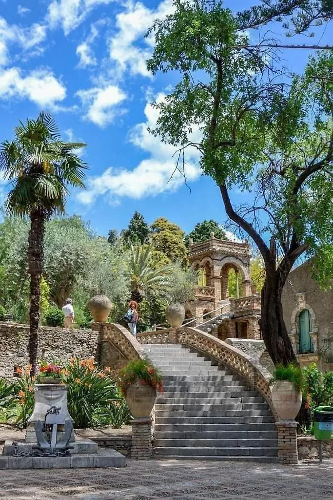 B&B Domus Pina CTA 0*,  Italien